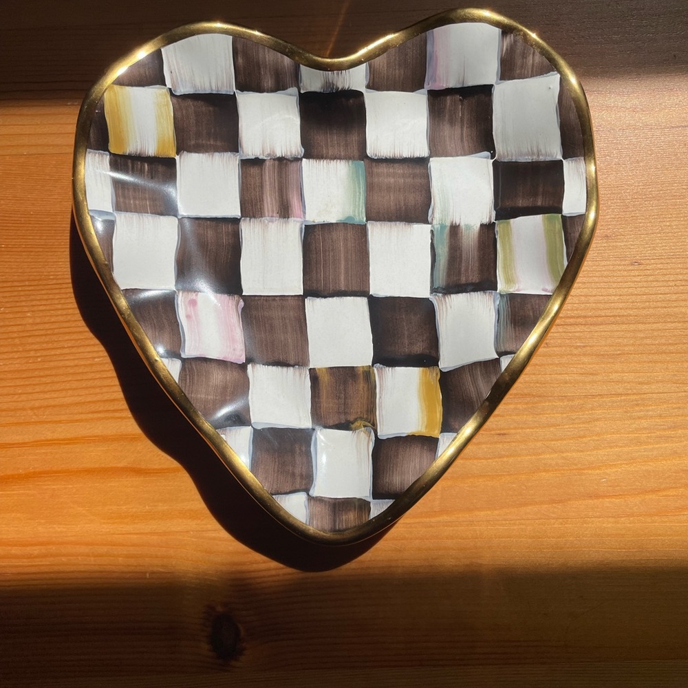 Fluted Heart Plate Courtly Checked with Gold Embellishments Mackenzie Childs